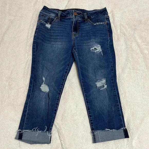 🍁 Maurices Cropped Jeans - Picture 2 of 5